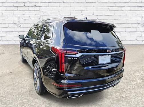 2025 Cadillac XT6 Premium Luxury FWD