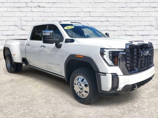 2024 GMC Sierra 3500 Denali