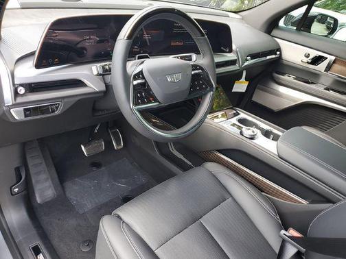 2026 Cadillac VISTIQ Luxury