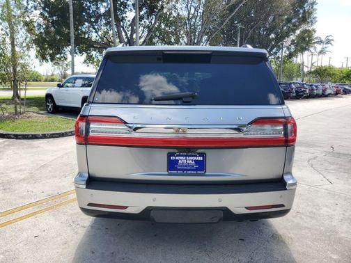 Silver Radiance 2020 Lincoln Navigator Reserve