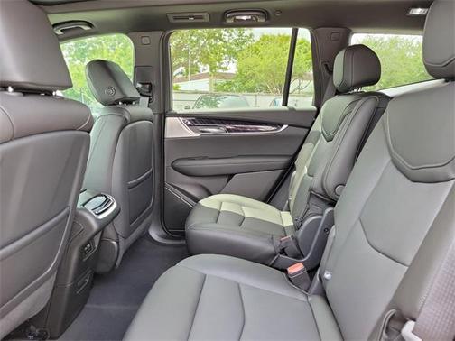 2025 Cadillac XT6 Premium Luxury FWD