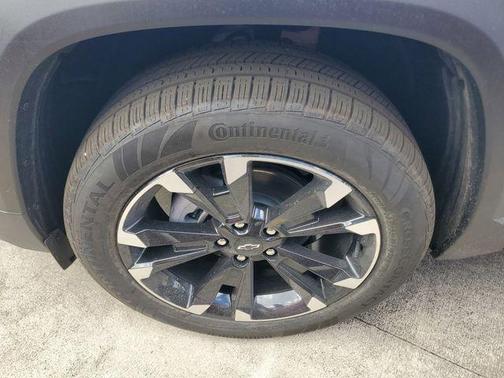 Polar White Tricoat 2026 Chevrolet Equinox AWD RS