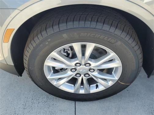 2025 Cadillac XT5 Luxury
