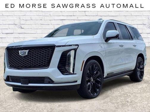 Vibrant White Tricoat 2026 Cadillac Escalade Sport Platinum