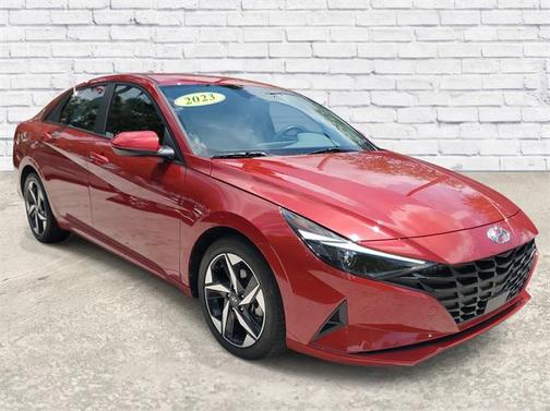 2023 Hyundai ELANTRA SEL