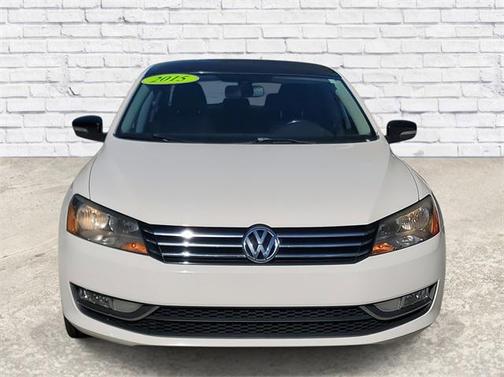 2015 Volkswagen Passat 1.8T Auto Sport