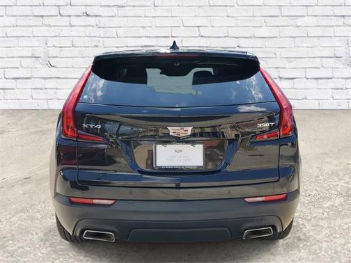 2023 Cadillac XT4 Luxury