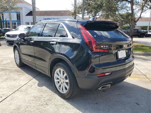 2023 Cadillac XT4 Luxury