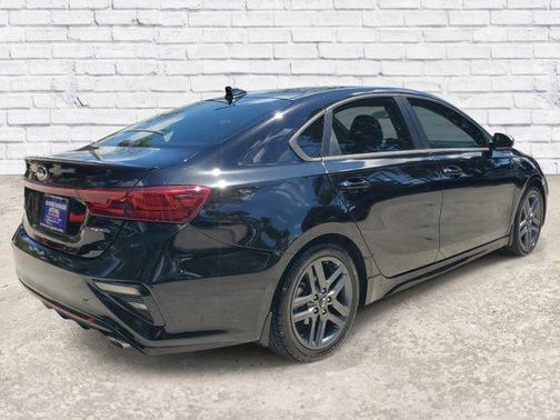 Aurora Black 2021 Kia Forte GT-Line