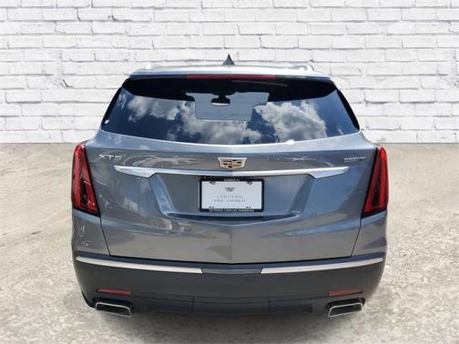 2022 Cadillac XT5 Luxury