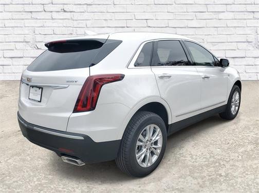 2026 Cadillac XT5 Luxury