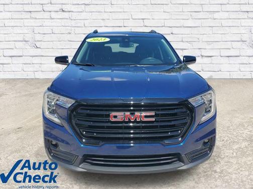 Marine Metallic 2023 GMC Terrain SLT