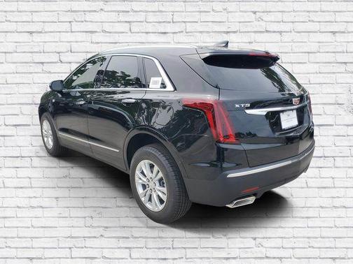 Stellar Black Metallic 2026 Cadillac XT5 Luxury
