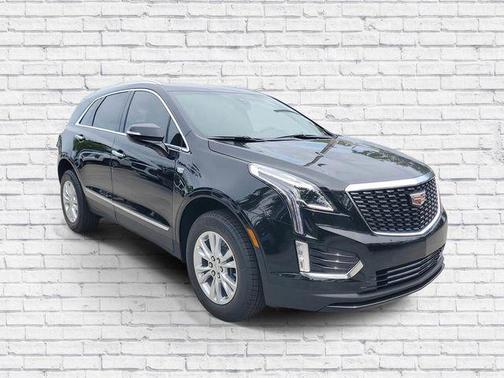 Stellar Black Metallic 2026 Cadillac XT5 Luxury