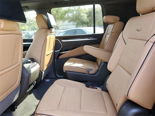 2026 Cadillac Escalade ESV Luxury