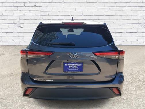 2022 Toyota Highlander L