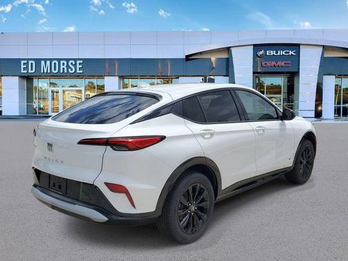 Summit White 2026 Buick Envista Sport Touring FWD