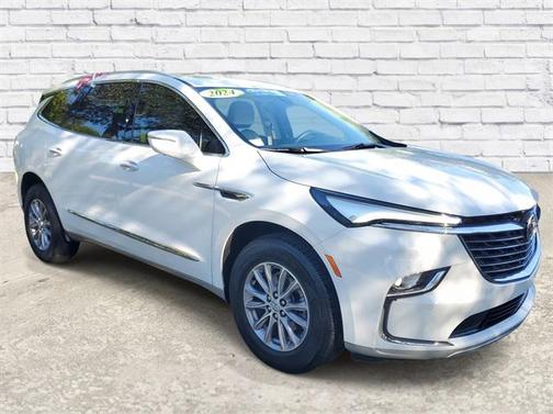 2024 Buick Enclave Essence FWD