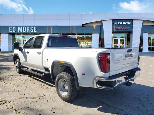 2026 GMC Sierra 3500 Base