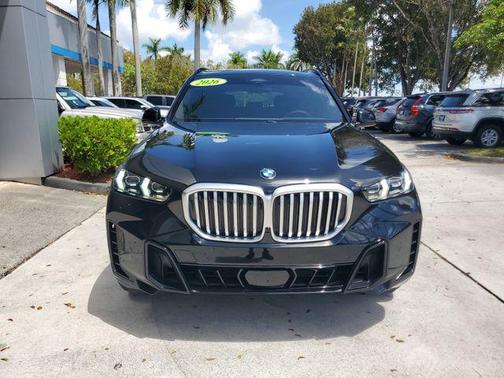 Black Sapphire Metallic 2026 BMW X5 xDrive40i