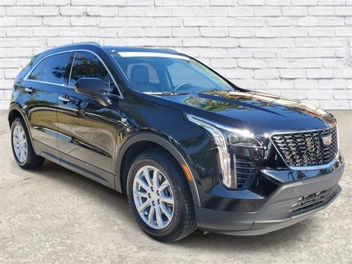 2023 Cadillac XT4 Luxury