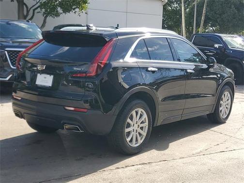 2023 Cadillac XT4 Luxury
