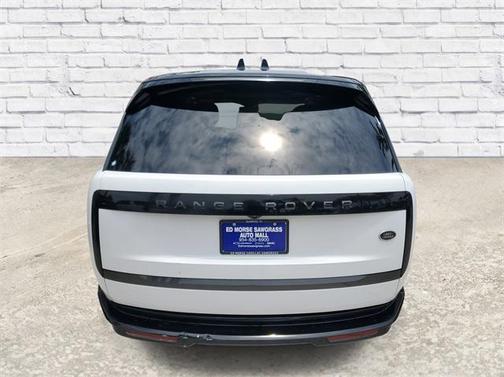 2023 Land Rover Range Rover P400 SE