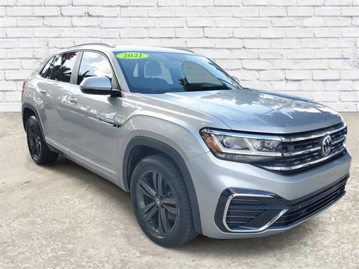 2021 Volkswagen Atlas Cross Sport 3.6L V6 SE w/Technology R-Line