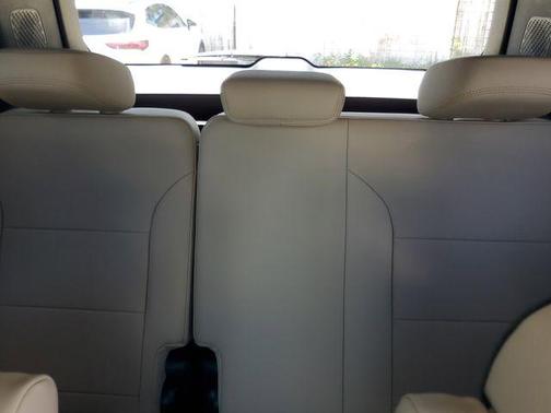 iridescent white tricoat 2026 Buick Enclave Preferred FWD