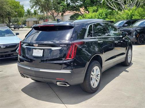 2025 Cadillac XT5 Luxury