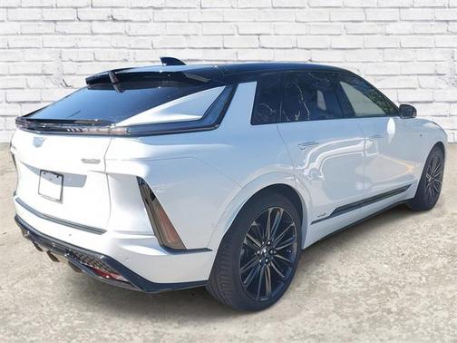 2026 Cadillac LYRIQ V