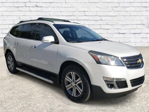 2017 Chevrolet Traverse 2LT