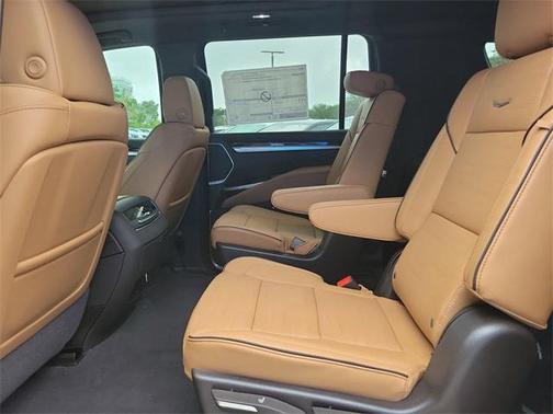 2026 Cadillac Escalade ESV Luxury