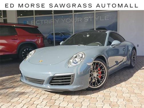 2017 Porsche 911 Carrera 4S