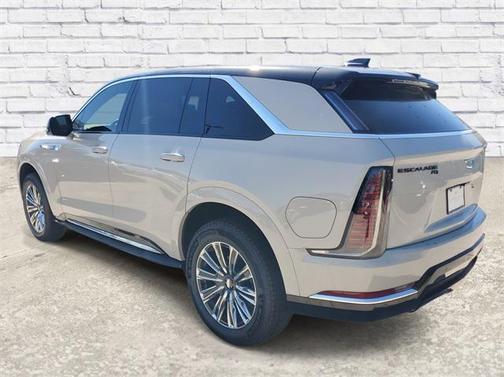 2026 Cadillac Escalade IQ Luxury