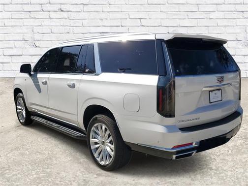 2025 Cadillac Escalade ESV Luxury