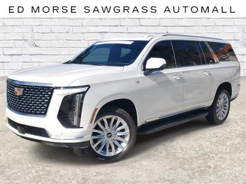 2025 Cadillac Escalade ESV Luxury