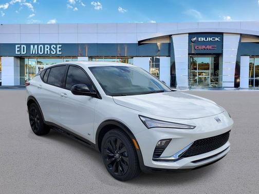 Summit White 2026 Buick Envista Sport Touring FWD