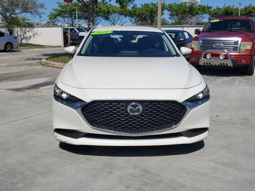 Snowflake White Pearl Mica 2021 Mazda Mazda3 FWD