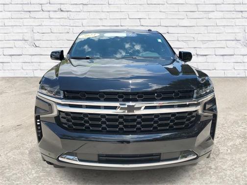 2023 Chevrolet Suburban LS
