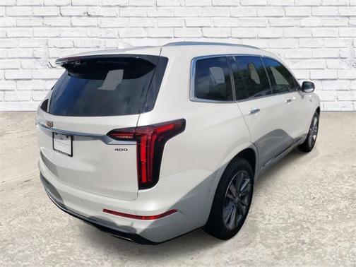 2025 Cadillac XT6 Premium Luxury FWD