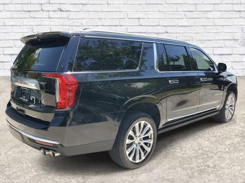 Onyx Black 2023 GMC Yukon XL Denali