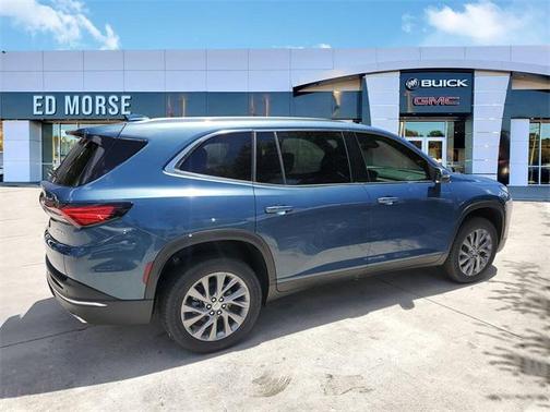 2025 Buick Enclave Preferred FWD