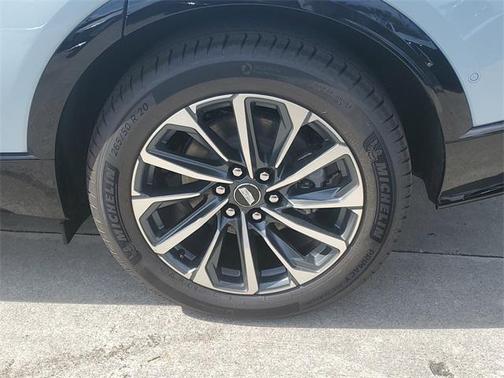 2025 Cadillac LYRIQ Sport w/1SF