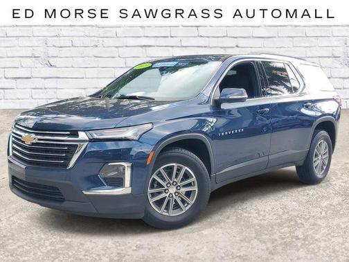 Northsky Blue Metallic 2023 Chevrolet Traverse LT Cloth