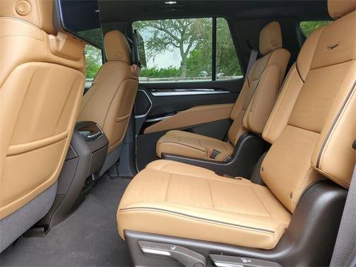 2025 Cadillac Escalade Premium Luxury
