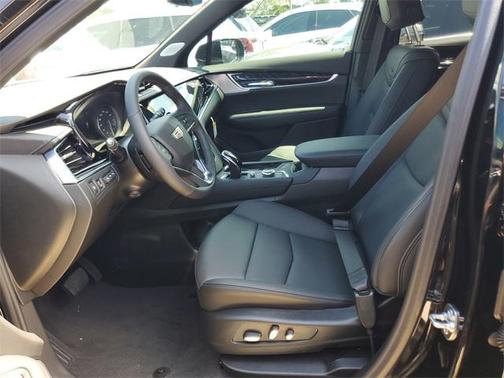 2025 Cadillac XT6 Premium Luxury FWD