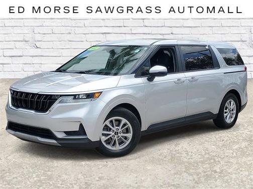 2022 Kia Carnival LXS