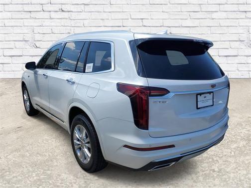 2025 Cadillac XT6 Luxury FWD