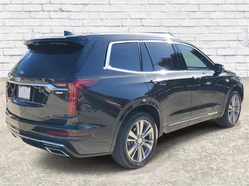 2023 Cadillac XT6 Premium Luxury FWD